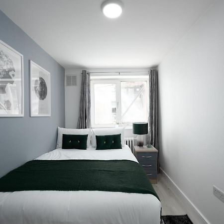 Spacious 4 Bedroom House Next To Kensington Palace Londra Dış mekan fotoğraf