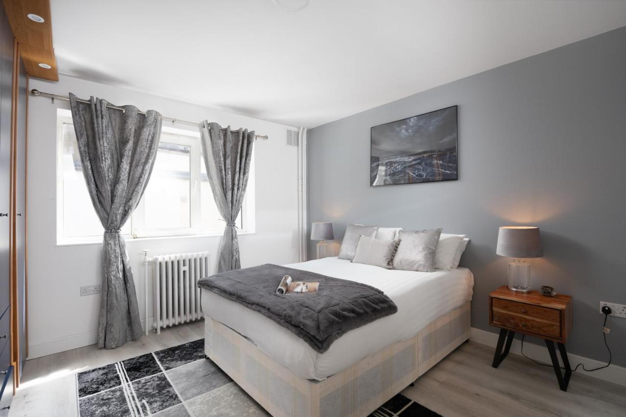 Spacious 4 Bedroom House Next To Kensington Palace Londra Dış mekan fotoğraf