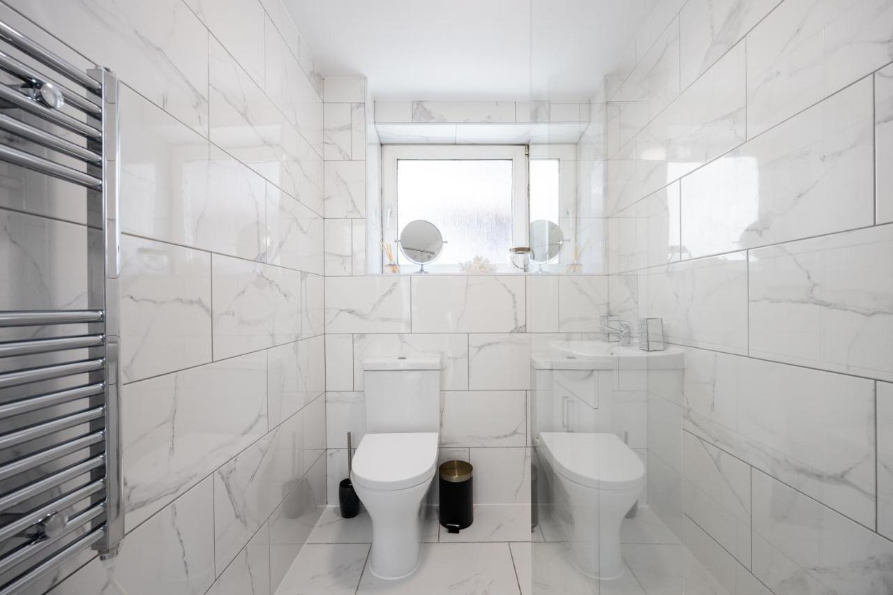 Spacious 4 Bedroom House Next To Kensington Palace Londra Dış mekan fotoğraf