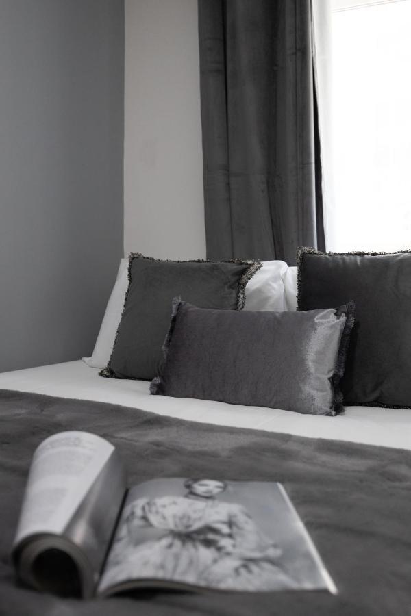 Spacious 4 Bedroom House Next To Kensington Palace Londra Dış mekan fotoğraf