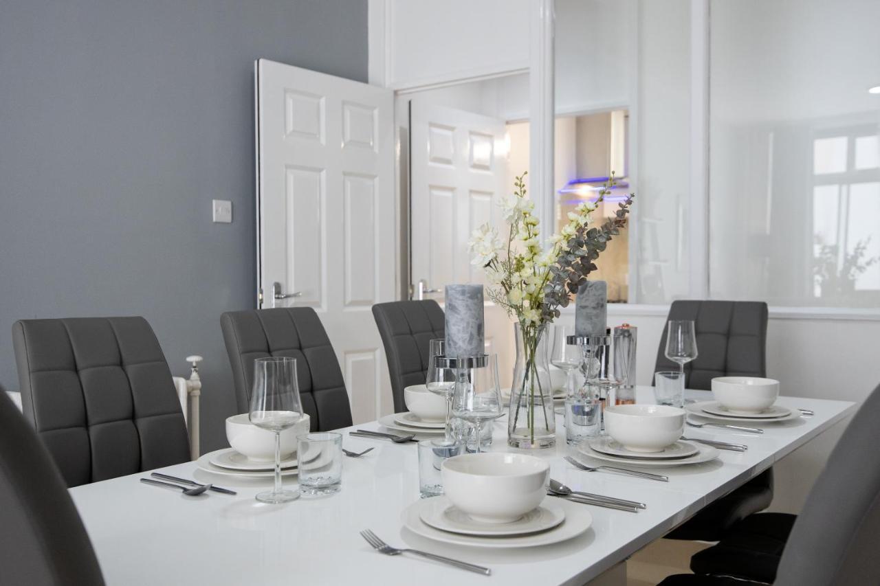 Spacious 4 Bedroom House Next To Kensington Palace Londra Dış mekan fotoğraf